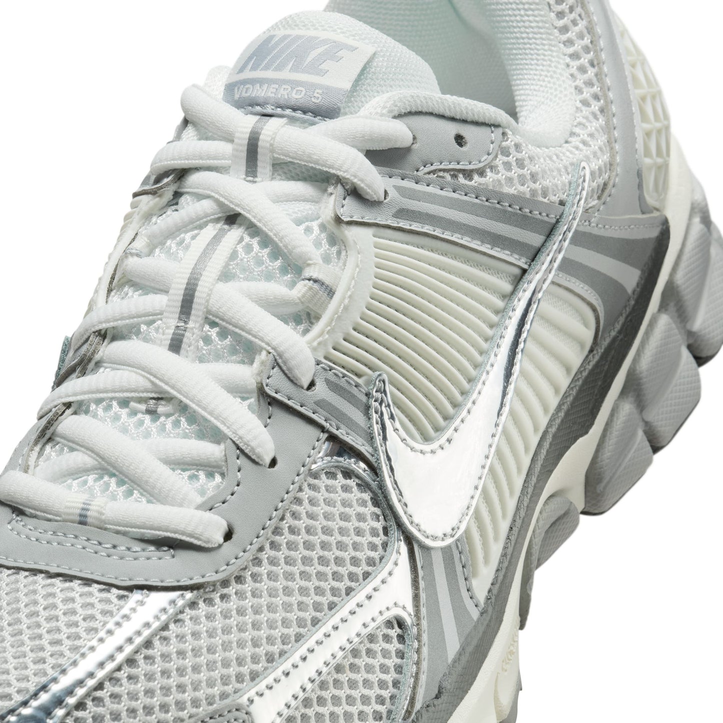 Men's Nike Zoom Vomero 5 - "Metallic Silver"