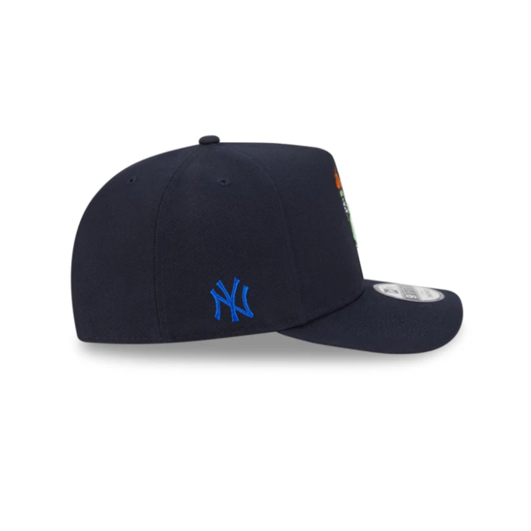 New Era 9FiftyAF New York Yankees Cartoon Statue Snapback - Navy