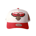 Mitchell & Ness x SolePlay NBA Two-Tone Pro Pinch Snapback - White/Red
