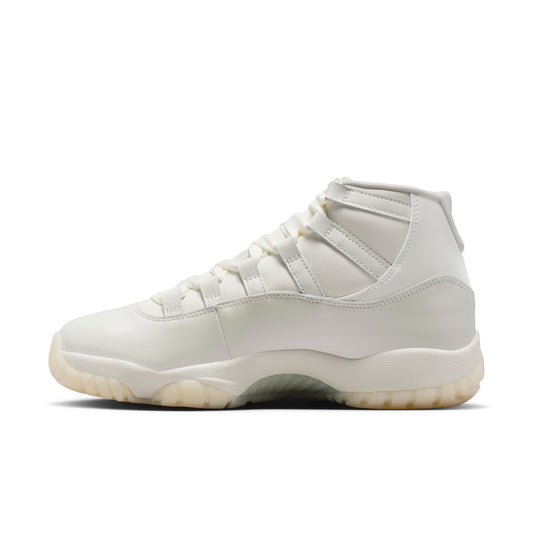 Women's Air Jordan 11 Retro - 