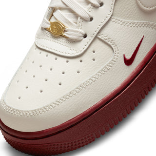 Women's Nike Air Force 1 '07 SE - Sail/Team Red