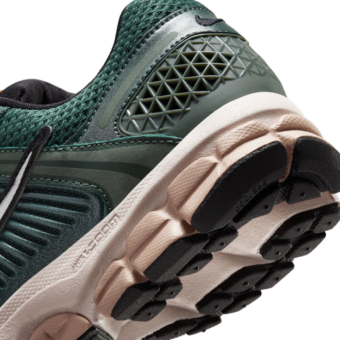 Women's Nike Zoom Vomero 5 - "Vintage Green"