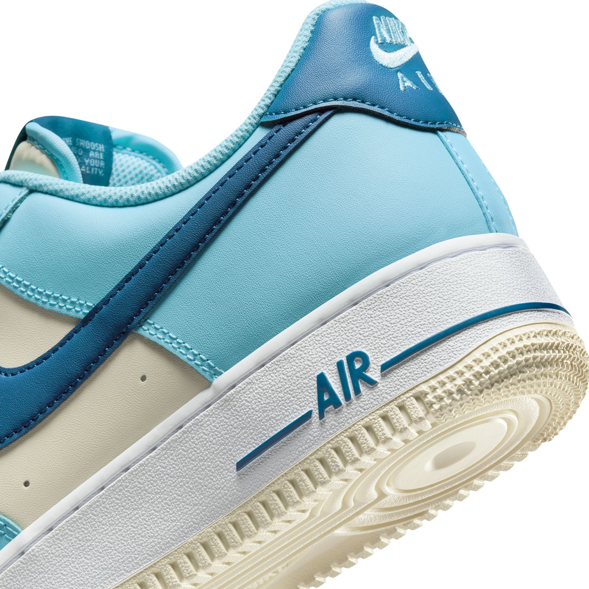 nike air force 1 07 blue sole