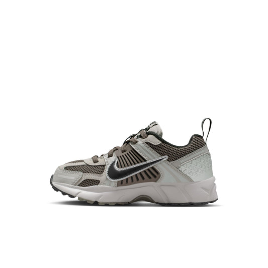 Little Kid's Nike Vomero 5 - 