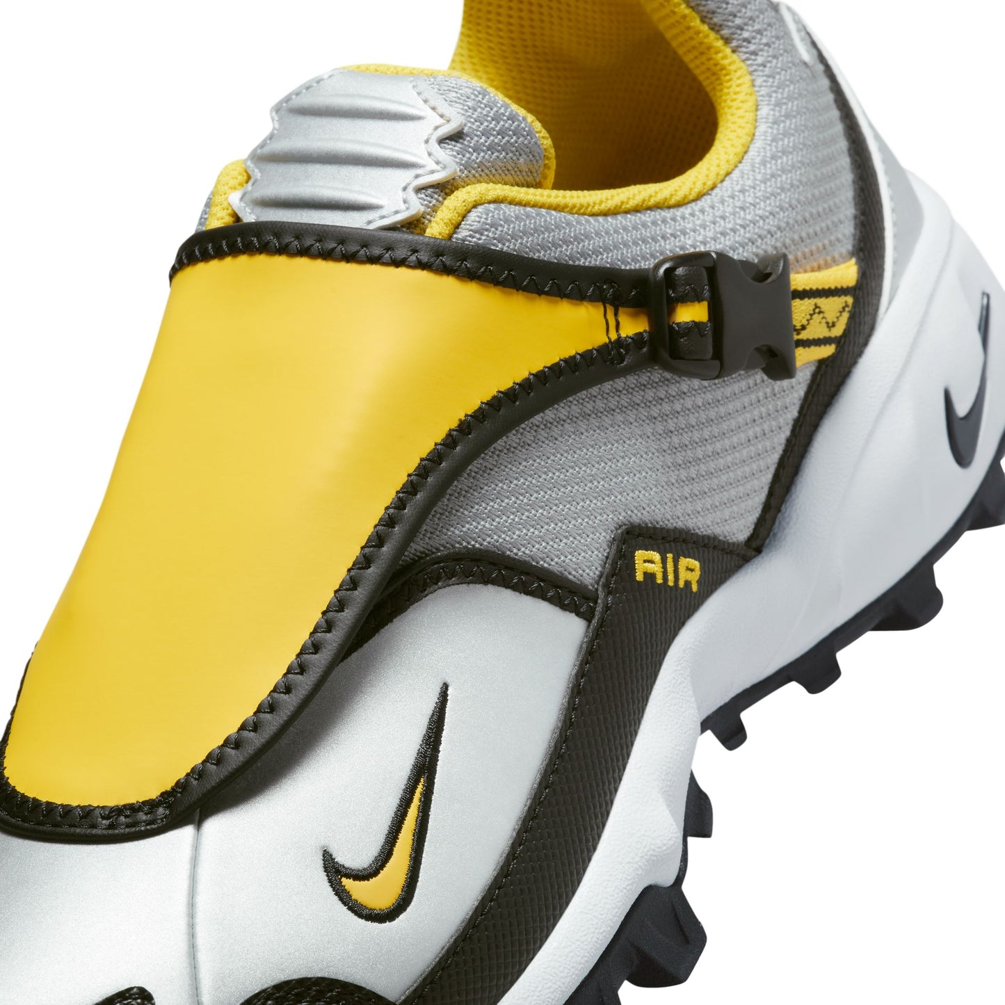 Men's Nike ACG Phassad - "Yellow Zest"
