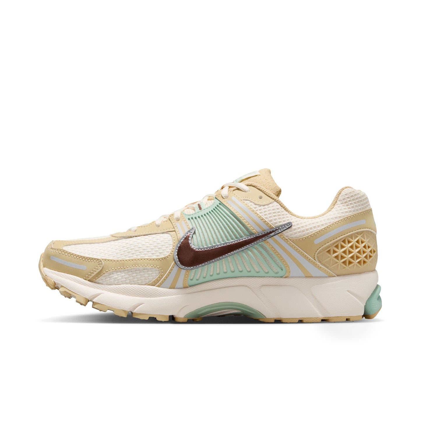 Men's Nike Zoom Vomero 5 SE - "Team Gold"