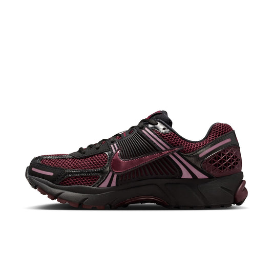 Women's Nike Zoom Vomero 5 - 