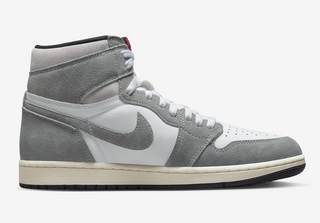 Air Jordan 1 Retro High OG - BLACK/FIRE RED-WHITE-LT SMOKE GREY
