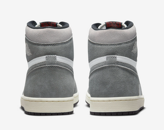 Air Jordan 1 Retro High OG - BLACK/FIRE RED-WHITE-LT SMOKE GREY