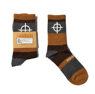 INDIVIDUALIST CROSSHAIR SOCKS | BROWN