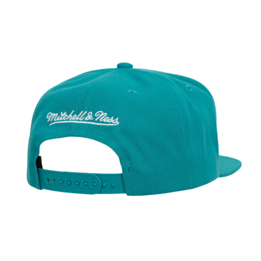 Mitchell & Ness Charlotte Hornets Hardwood Classics XL Logo Snapback - Teal
