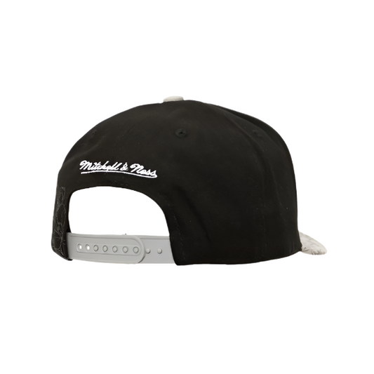 Mitchell & Ness Chicago White Sox Mayflower Pro Snapback - Black/Grey
