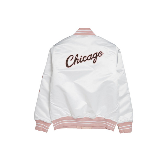 Mitchell & Ness NBA Neopolitan Satin Bulls Jacket - White