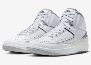 Air Jordan Retro 2 - WHITE/CEMENT GREY-SAIL-BLACK