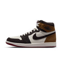 <p>Men's Air Jordan 1 Retro High OG</p>