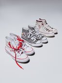 <p>Converse x Hello Kitty</p>