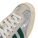 Toe and crystal detail