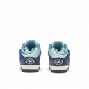 White-background product photo 4